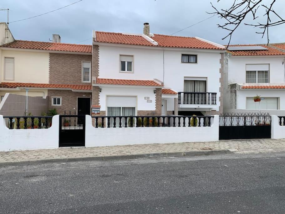 Nazare Sol Apartment ภายนอก รูปภาพ